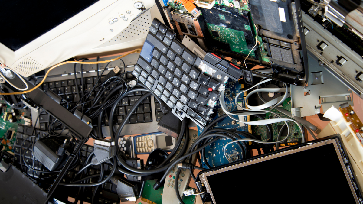 Aluminium i elektronik och PCB – hantering och skrotning